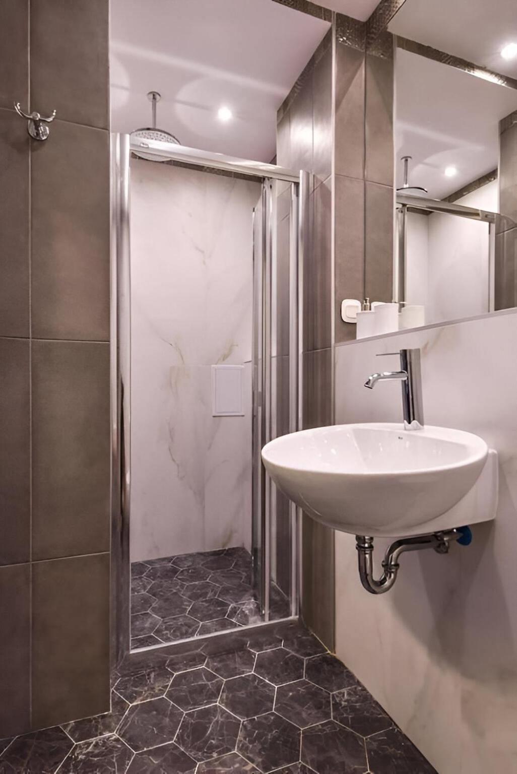 Palace Of Culture 2-Bedroom Retreat On Skobelev Blvd 소피아 외부 사진
